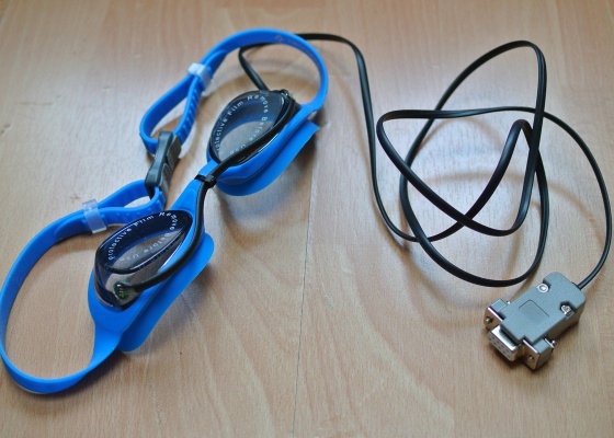 Goggle assembly for indicative measurements of eye humidity