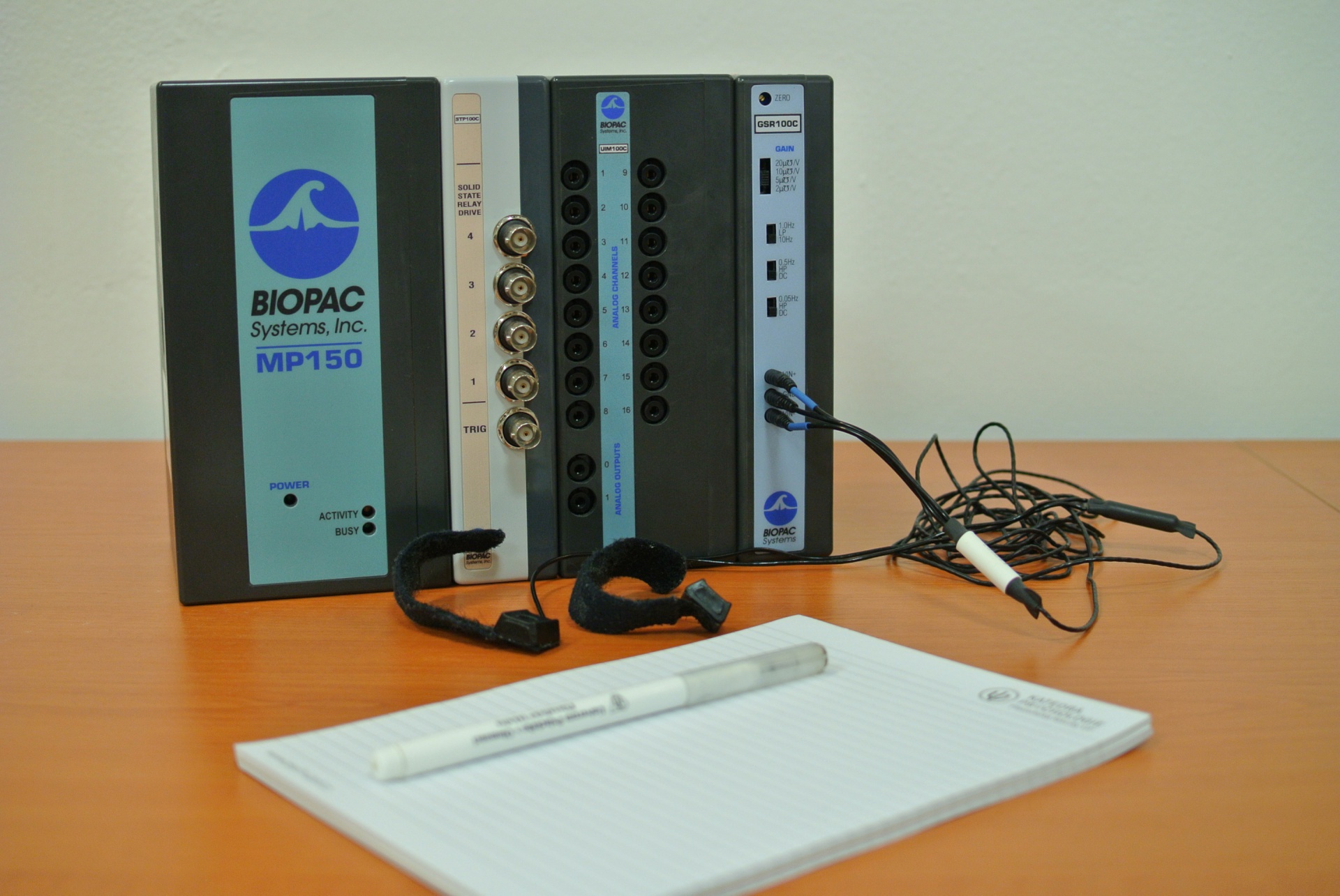 Skin conductivity measuring device (EDA)